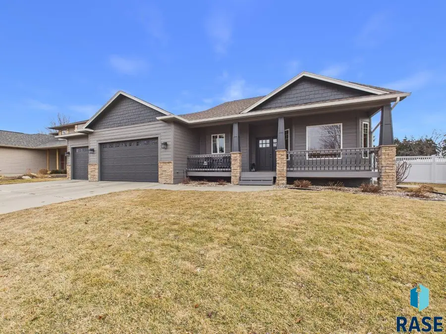 4069 S Tuscany Ct, Sioux Falls, SD 57103 - #2