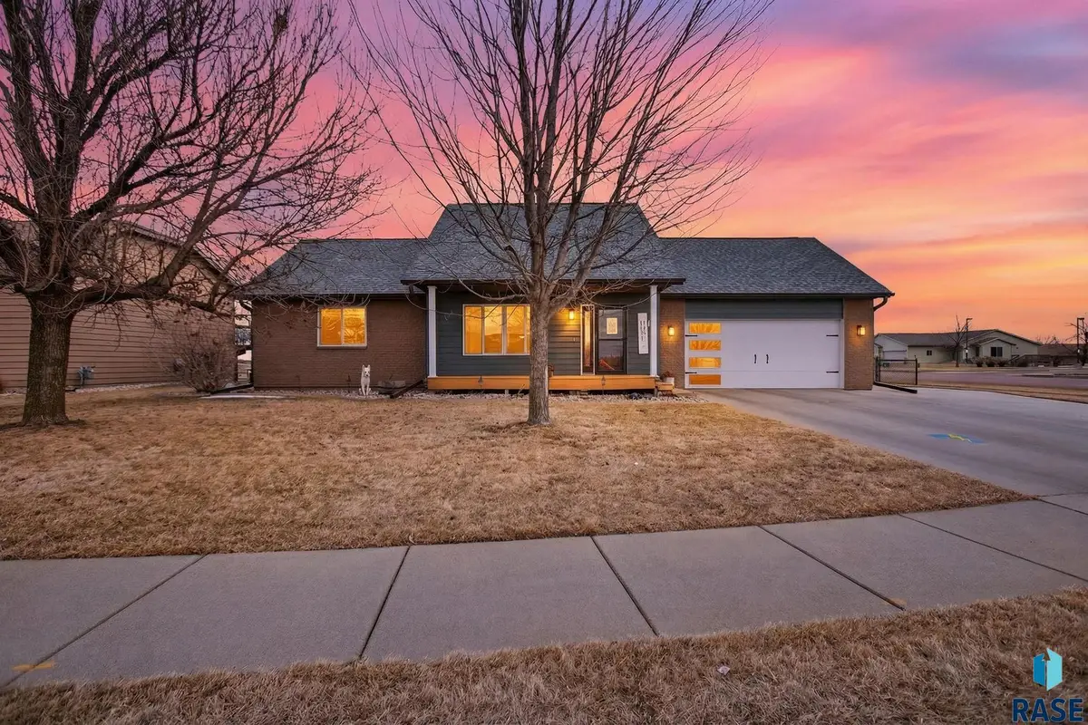 900 N James Ave, Tea, SD 57064 - #1