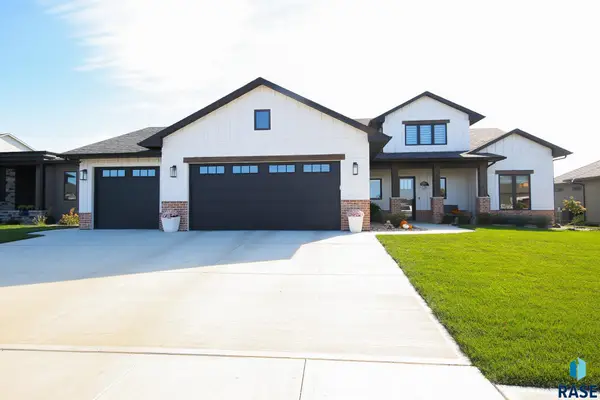 5509 E Canter Ridge Cir, Sioux Falls, SD 57110