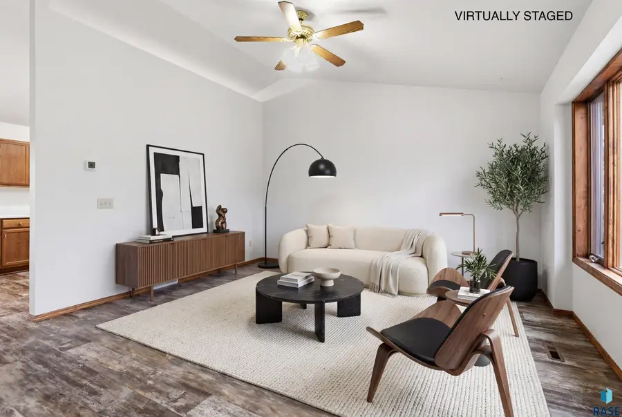 301 W Ramona St, Hartford, SD 57033 - #3