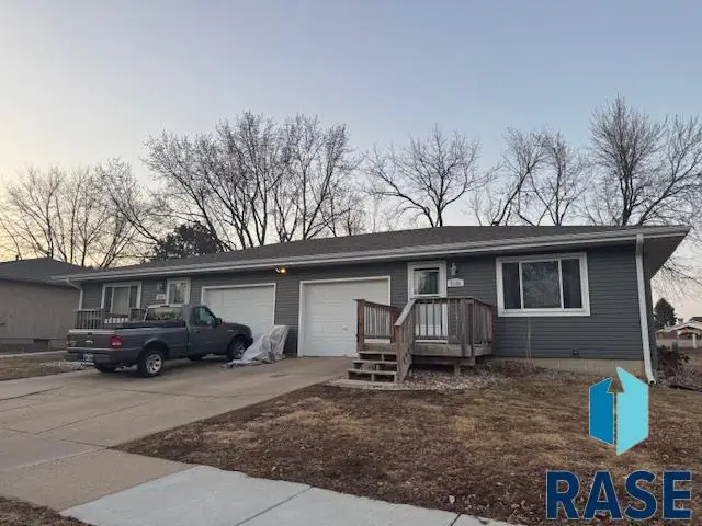 5100 W 47 St, Sioux Falls, SD 57106 - #2