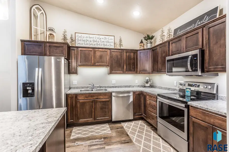 5707 S Bounty Pl, Sioux Falls, SD 57108 - #2