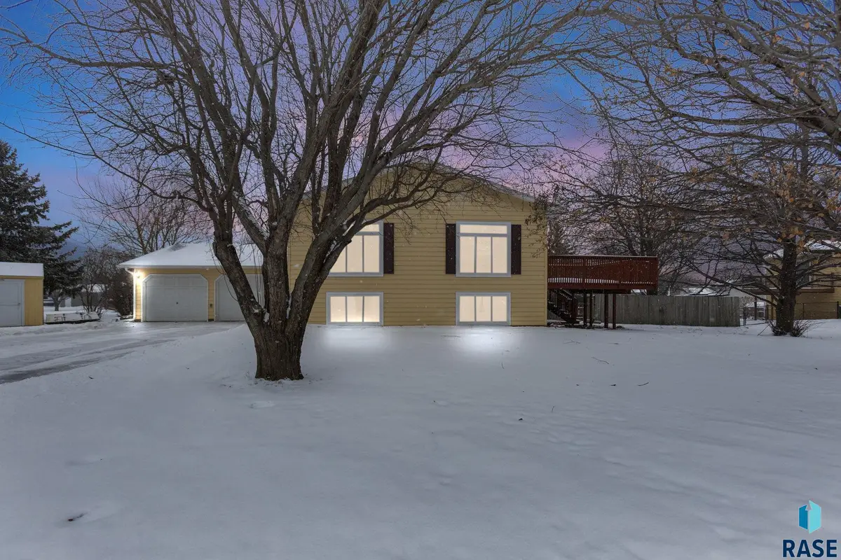 409 E 7th St, Crooks, SD 57020 - #1