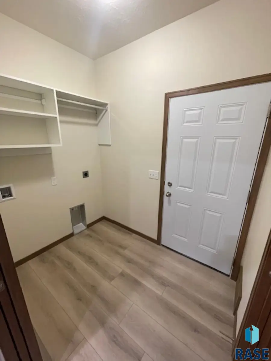 3602 S Heather Ave, Sioux Falls, SD 57106 - #2