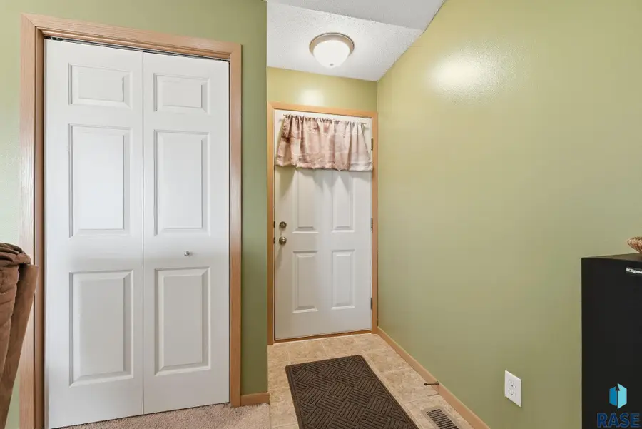 4908 S Klein Ave #24, Sioux Falls, SD 57106 - #2