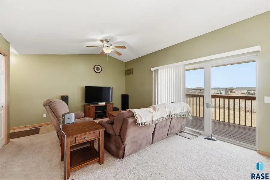 4908 S Klein Ave #24, Sioux Falls, SD 57106 - #3