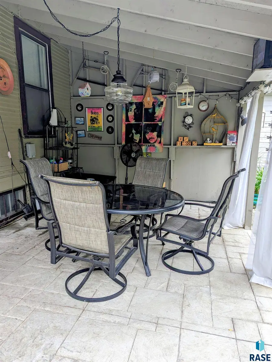 1310 S Dakota Ave, Sioux Falls, SD 57105 - #3