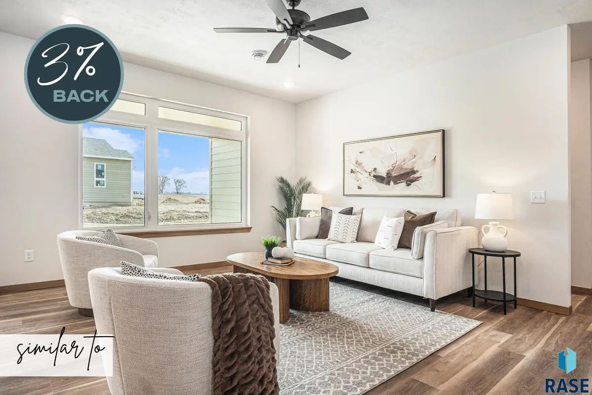 9215 W 43rd St, Sioux Falls, SD 57106 - #1