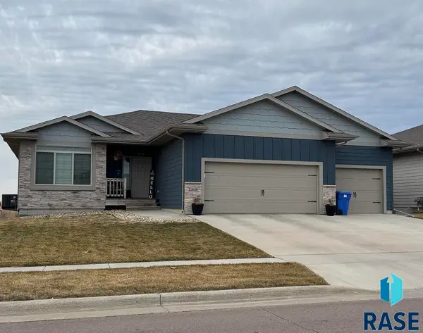 2309 S Sadie Ave, Sioux Falls, SD 57106