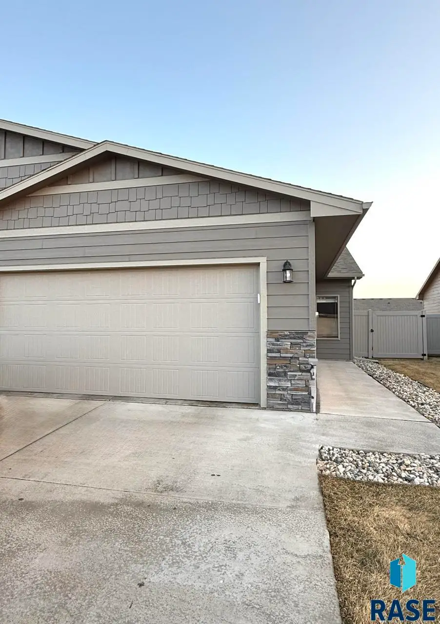 115 E Ivy Rd, Tea, SD 57064 - #1