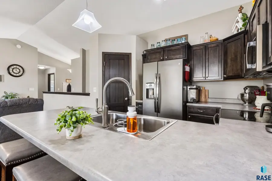 7400 E Corinth St, Sioux Falls, SD 57110 - #3