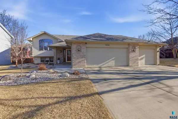 3518 S Matthew Dr, Sioux Falls, SD 57103