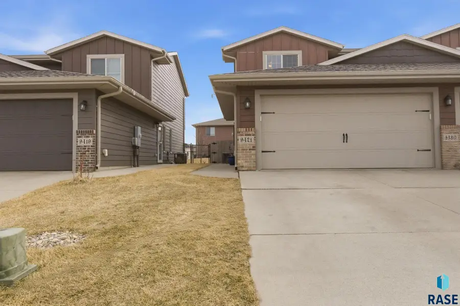 9421 W Gert St, Sioux Falls, SD 57106 - #2