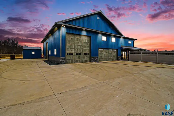 27404 470th Ave, Lennox, SD 57039