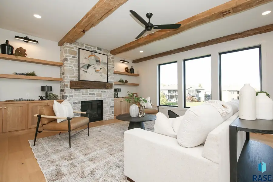 2408 S Galena Ct, Sioux Falls, SD 57110 - #2