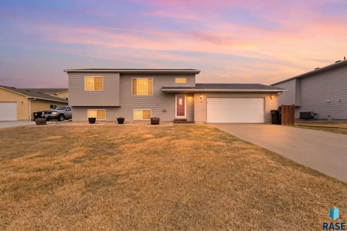 800 W Beck St, Worthing, SD 57077 - #1