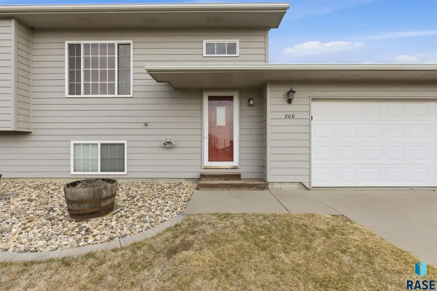 800 W Beck St, Worthing, SD 57077 - #3