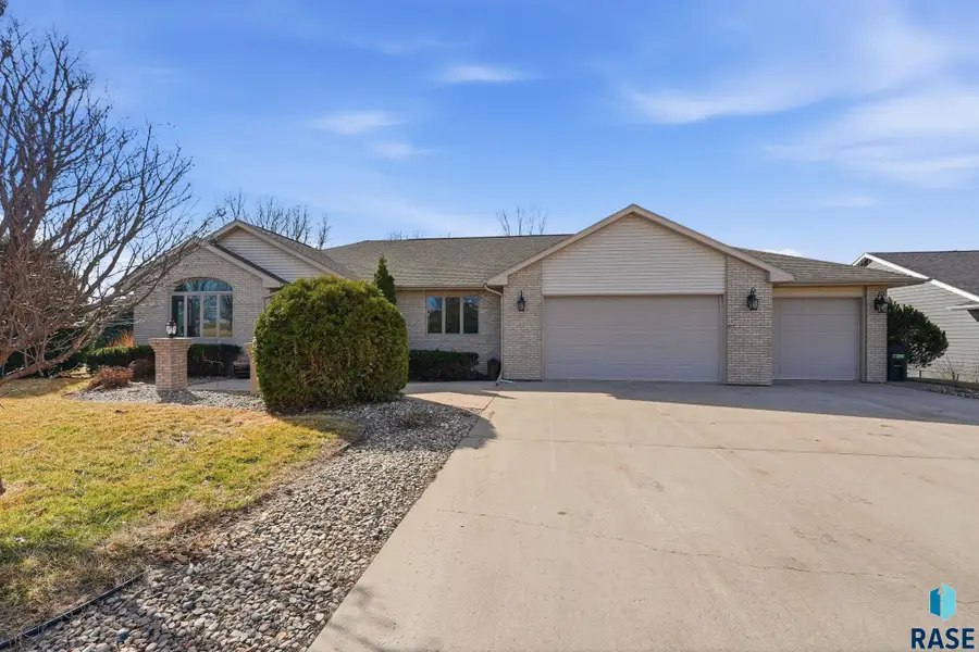 45 Golf Dr, Wentworth, SD 57075 - #3