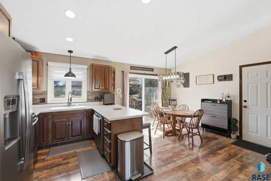 6217 W 46th St, Sioux Falls, SD 57106 - #2