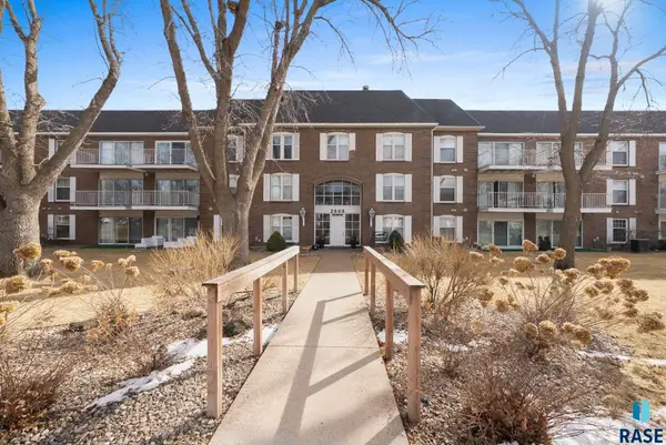 2505 S Kiwanis Ave #343, Sioux Falls, SD 57105