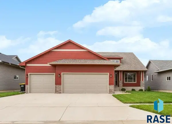 9008 W 23rd St, Sioux Falls, SD 57106