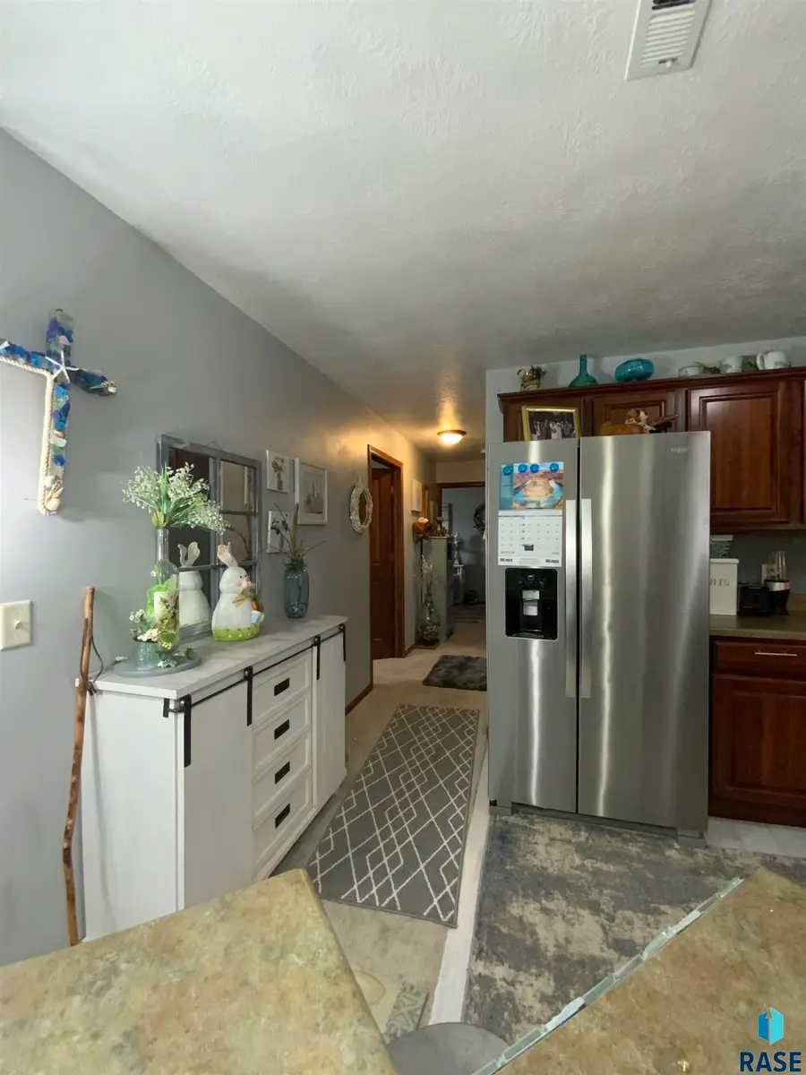8506 W Lavern Wipf St, Sioux Falls, SD 57106 - #3