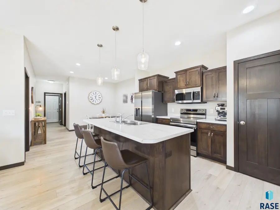 9409 W Dolores Dr, Sioux Falls, SD 57106 - #3