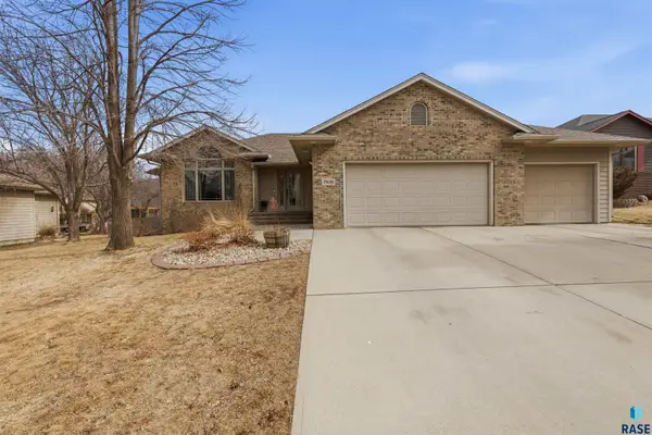 3508 S Judy Ave, Sioux Falls, SD 57103