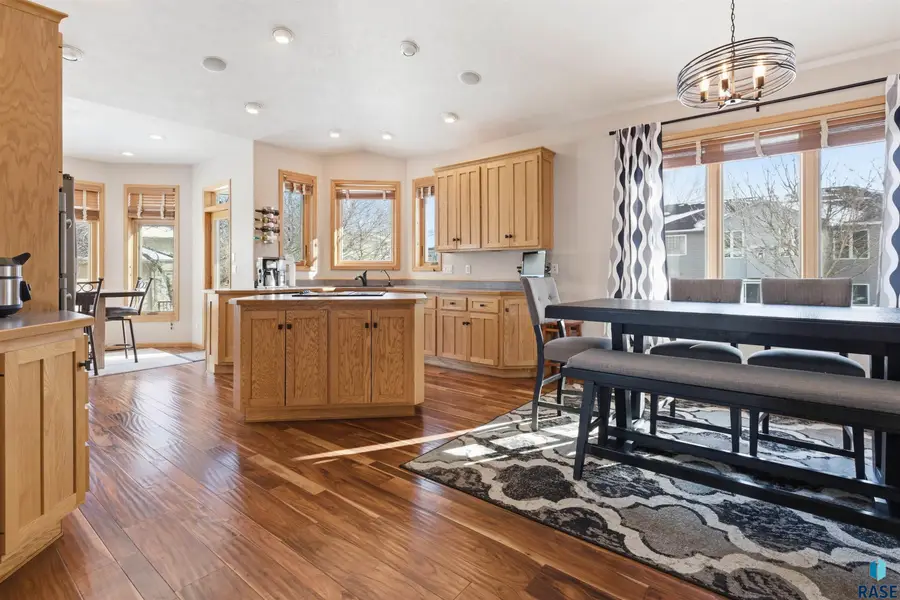 3508 S Judy Ave, Sioux Falls, SD 57103 - #3