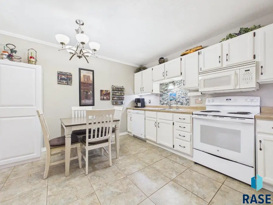 3712 S Terry Ave #203, Sioux Falls, SD 57106 - #2