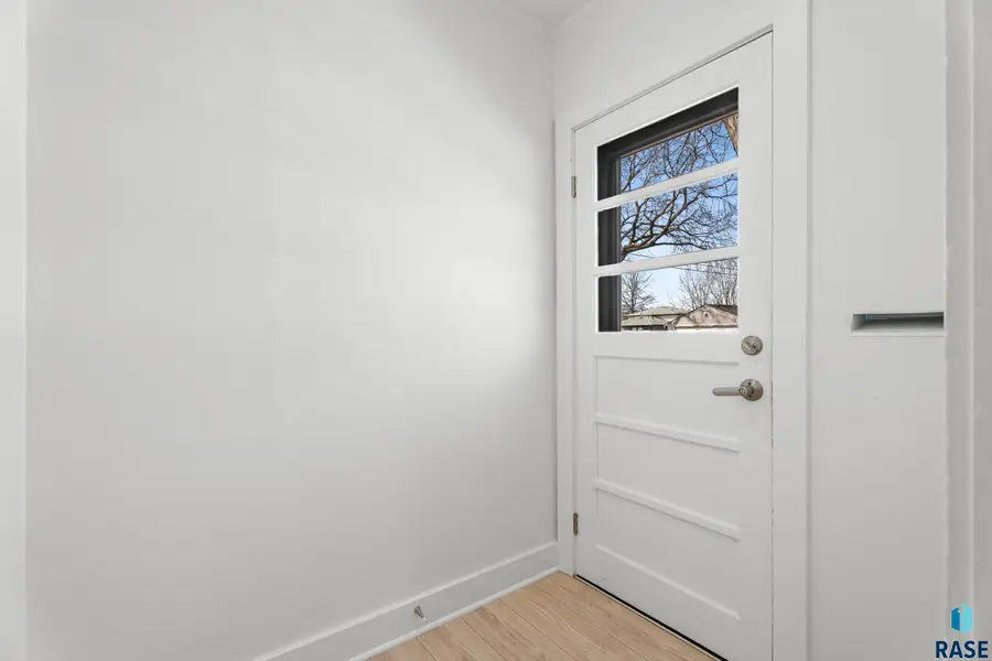 2405 W Bailey St, Sioux Falls, SD 57104 - #2