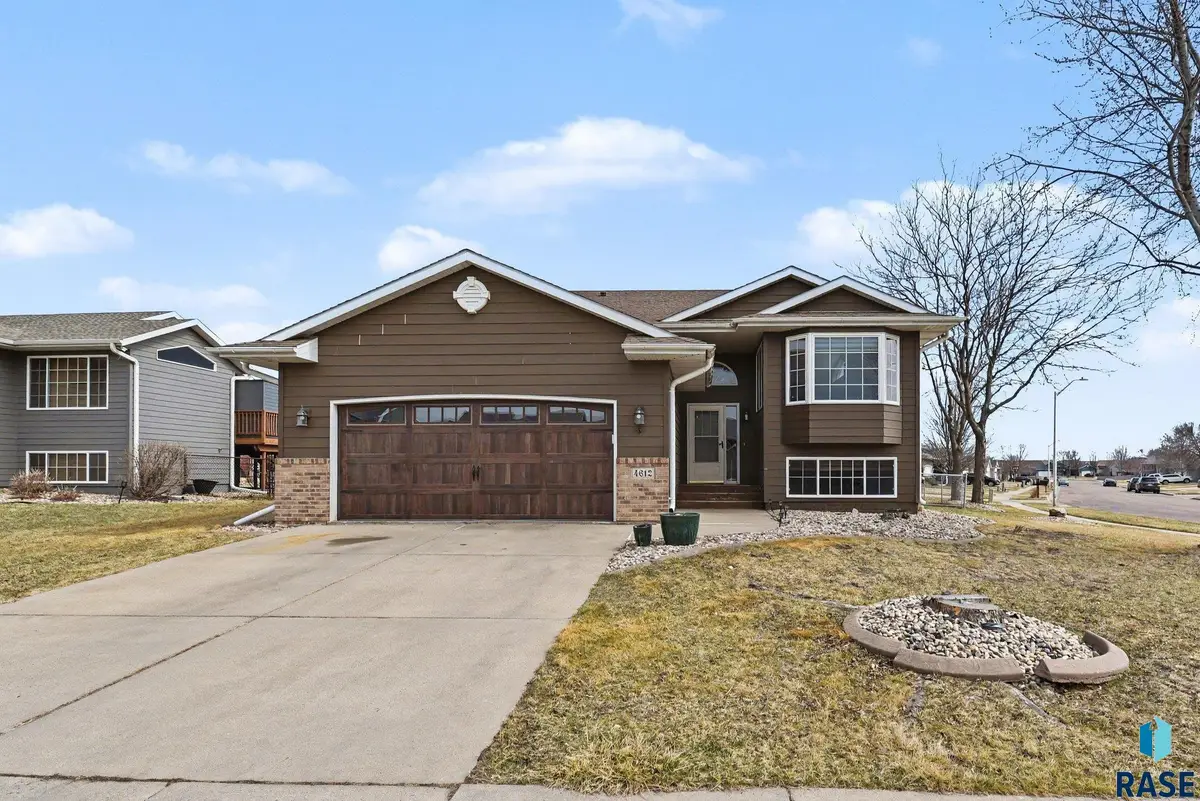 4612 S Wilson Ave, Sioux Falls, SD 57106 - #1