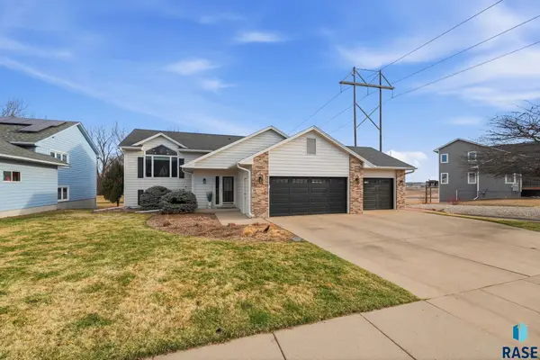 5316 E 28th St, Sioux Falls, SD 57110