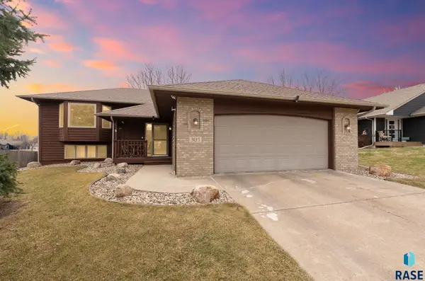 305 N La Salle Ave, Sioux Falls, SD 57110