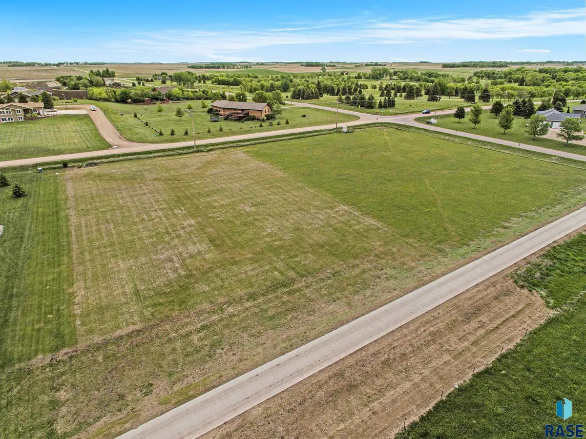 Bob Price Blvd, Madison, SD 57042 - #1