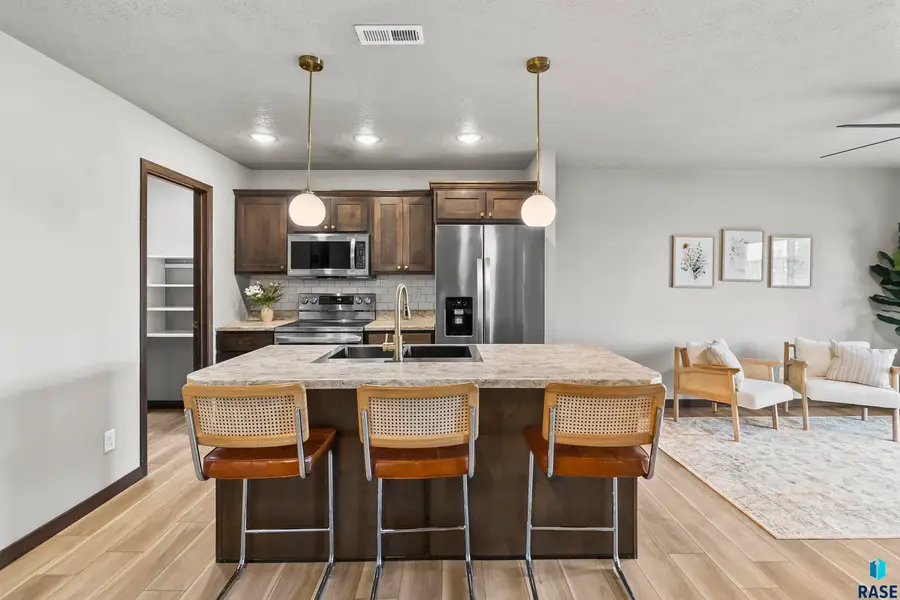 6516 W 6th Pl, Sioux Falls, SD 57107 - #3