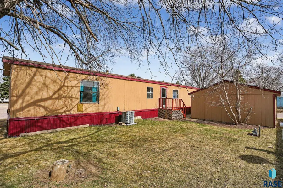 607 Bobwhite Pl, Sioux Falls, SD 57107 - #3