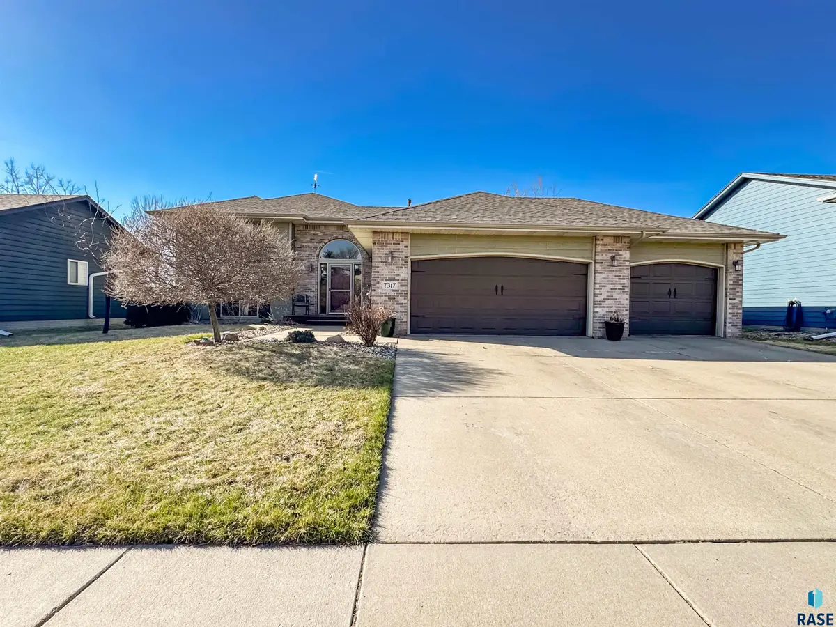 7317 W 66th St, Sioux Falls, SD 57106 - #1