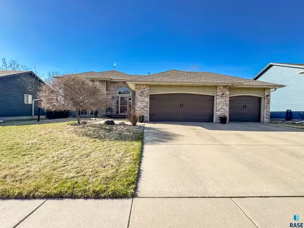 7317 W 66th St, Sioux Falls, SD 57106