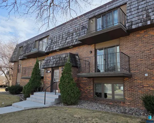 3600 S Gateway Blvd #103, Sioux Falls, SD 57106