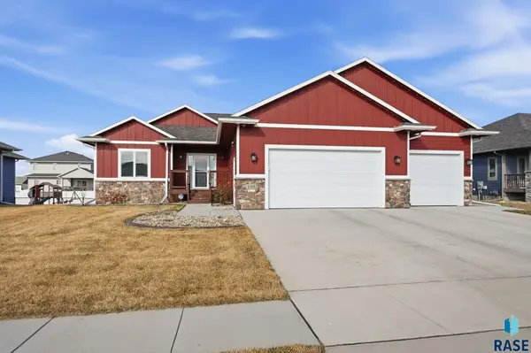 4405 S Sawtooth Trl, Sioux Falls, SD 57110
