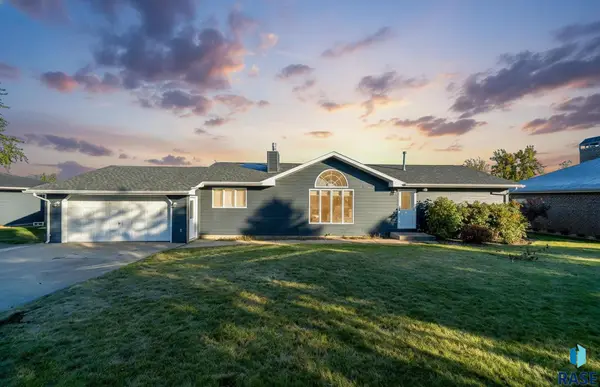 200 Best Point Dr, Madison, SD 57042