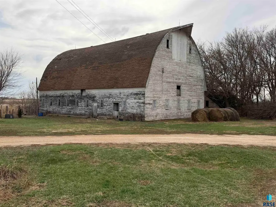 29176 458th Ave, Viborg, SD 57070 - #3