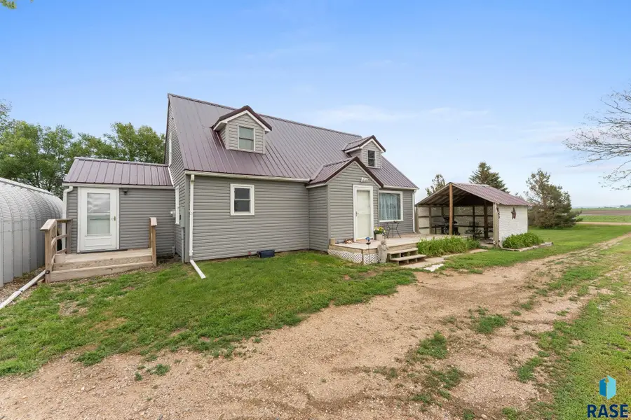 47296 323rd St, Elk Point, SD 57025 - #3