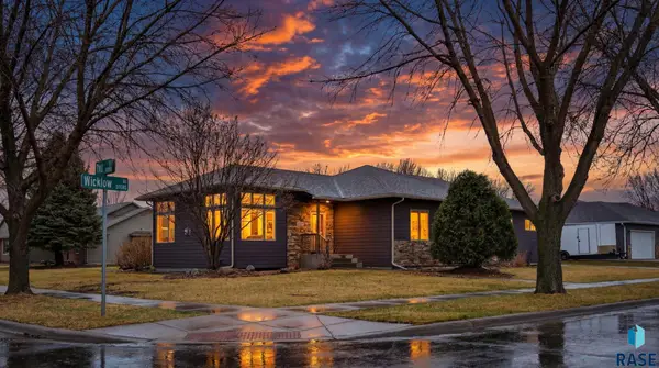 6300 S Wicklow Ave, Sioux Falls, SD 57108