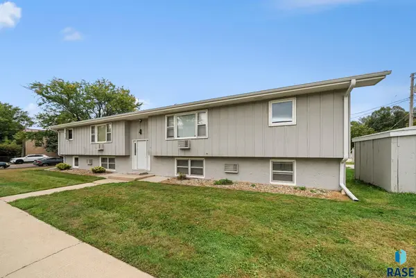 615 W Bennett St, Sioux Falls, SD 57104