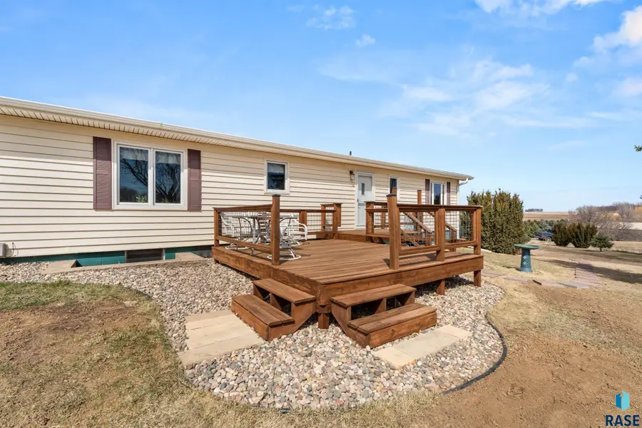 47573 255th St, Renner, SD 57055 - #2