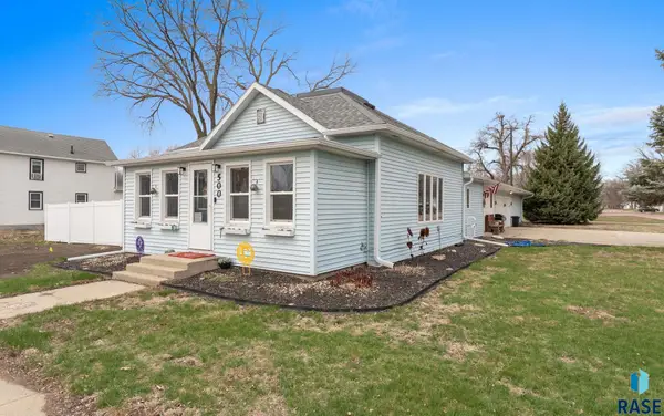 500 Garfield St, Centerville, SD 57014