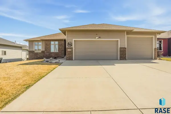 1224 S Monticello Ct, Sioux Falls, SD 57106