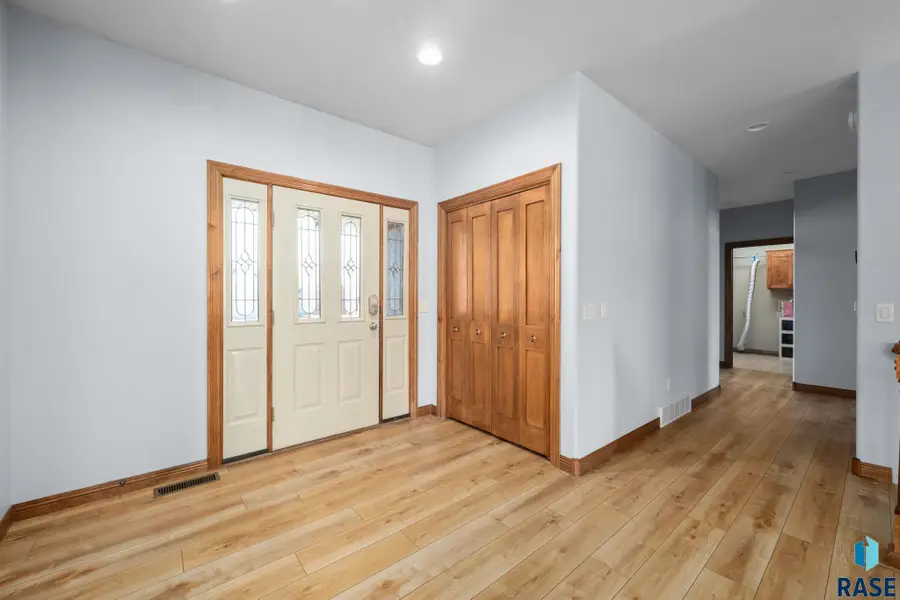 7616 W Stanford Dr, Sioux Falls, SD 57106 - #2